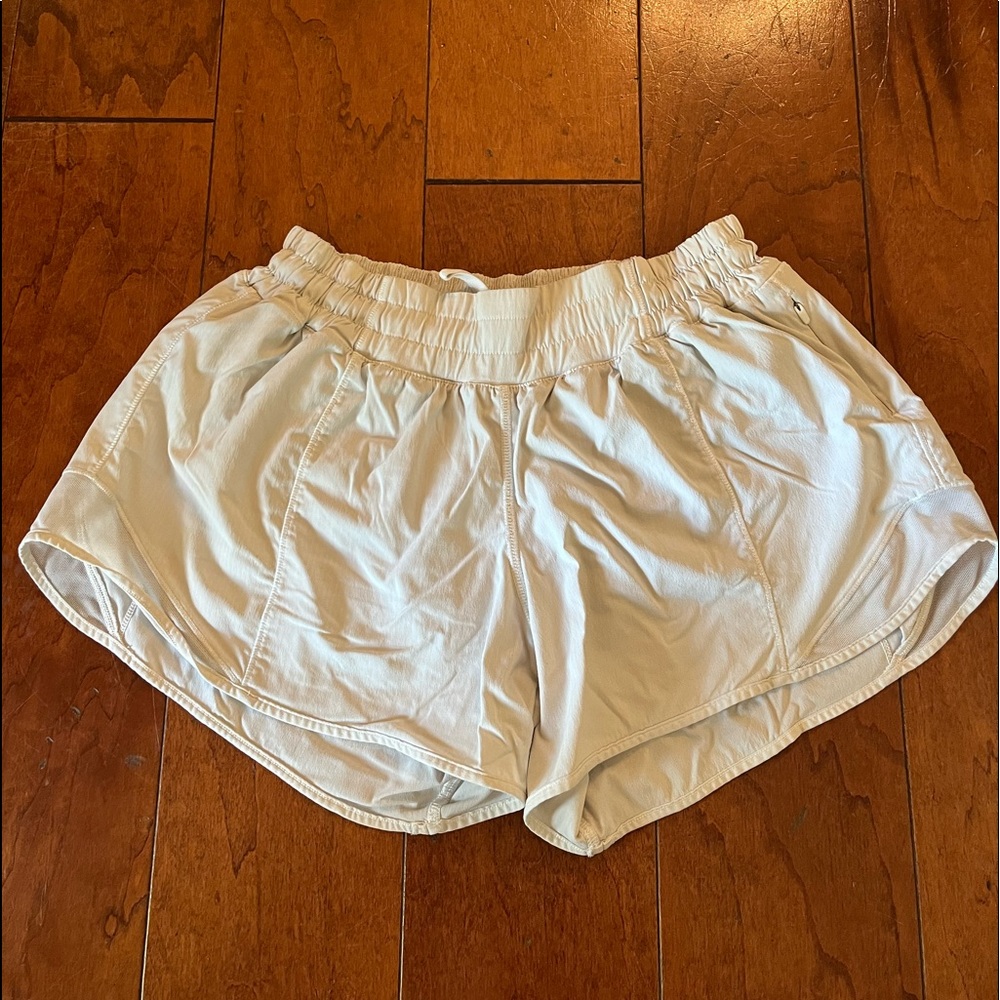 LULULEMON Shorts Size 4